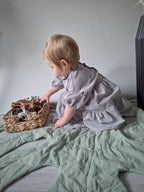 Sproutli® Handgefertigtes Baby- & Mädchenkleid aus gewaschener Baumwolle mit Puffärmeln