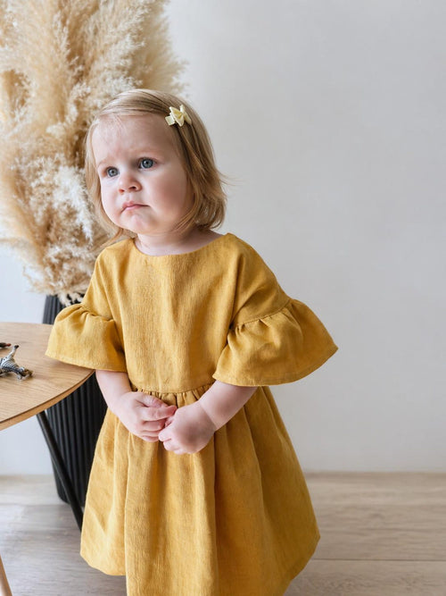 Sproutli® Handgefertigtes Baby- & Mädchenkleid aus Leinen mit Puffärmeln und Rüschen